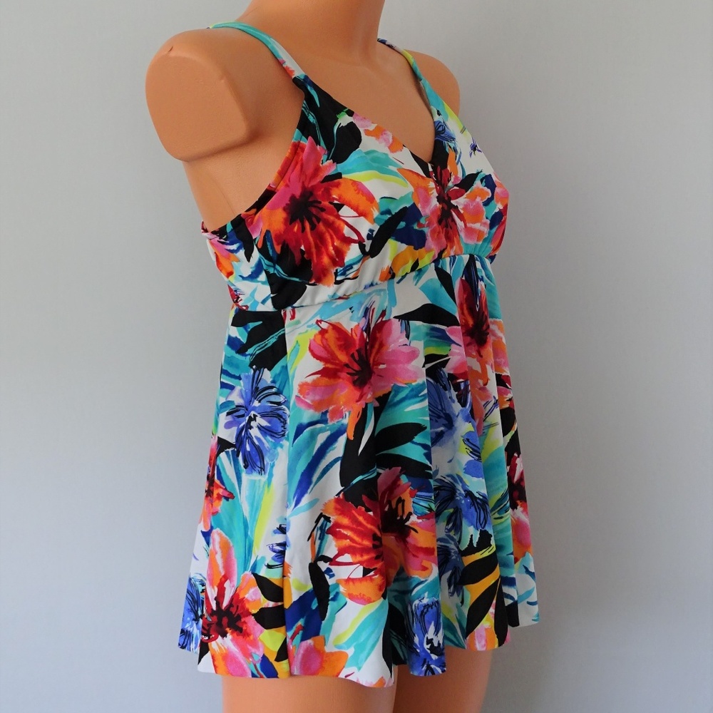 Swim Solutions Single Tier Tankini Top NWT - Picture 2 of 4
